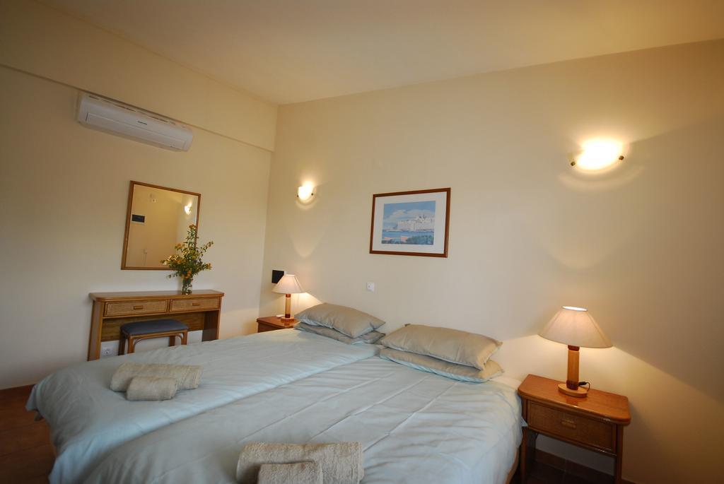 Centre Algarve Hotel Moncarapacho Buitenkant foto