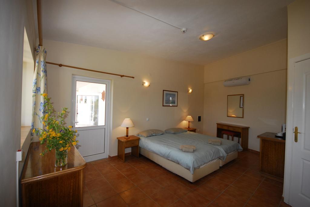Centre Algarve Hotel Moncarapacho Buitenkant foto